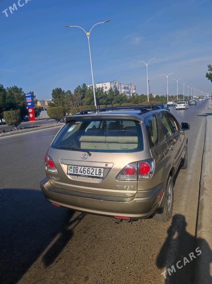 Lexus RX 300 2001 - 210 000 TMT - Дянев - img 9
