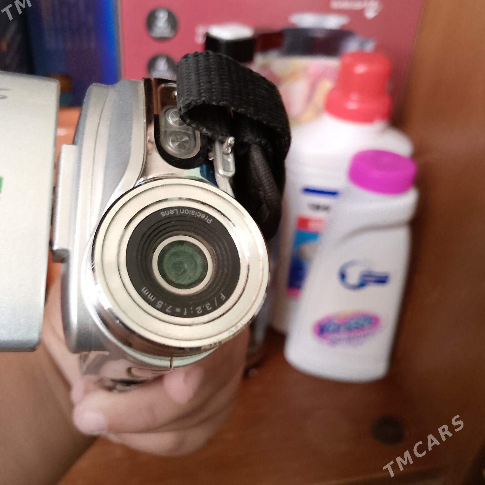 kamera - Кëши - img 1