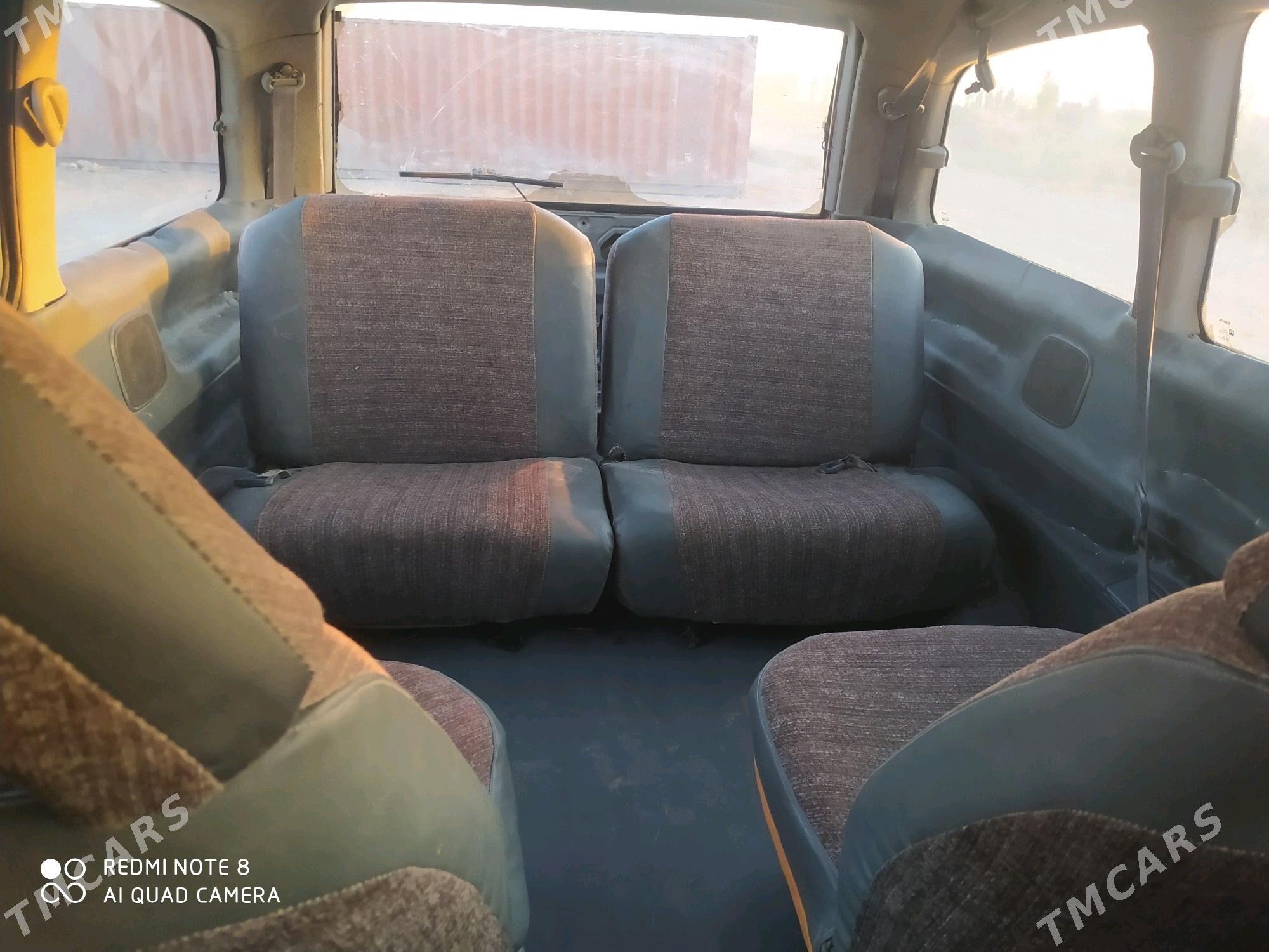 Toyota Previa 1992 - 60 000 TMT - Гурбансолтан Едже - img 7