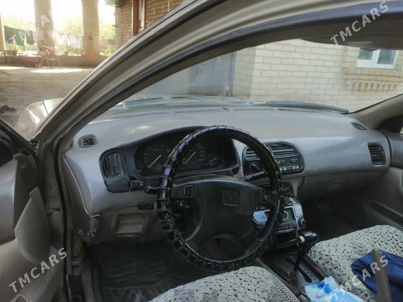Honda Accord 1997 - 25 000 TMT - Туркменабат - img 1