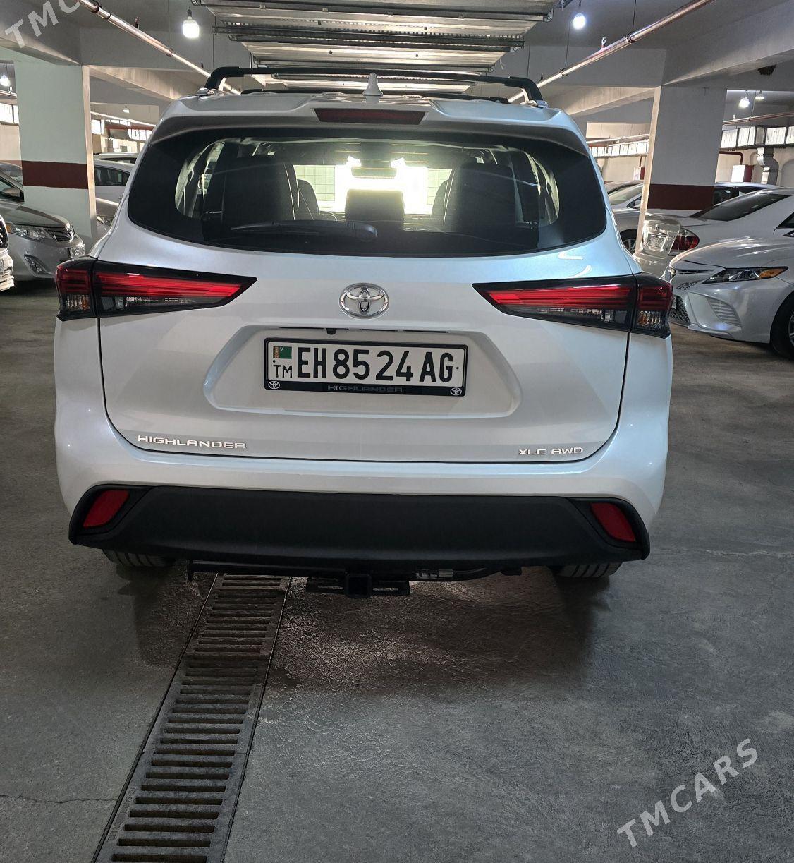 Toyota Highlander 2022 - 644 000 TMT - ул. Подвойского (Битарап Туркменистан шаёлы) - img 4