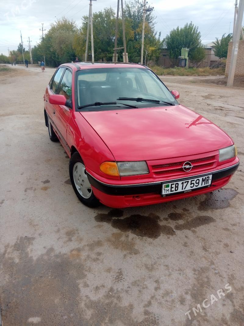 Opel Astra 1993 - 40 000 TMT - Mary - img 5