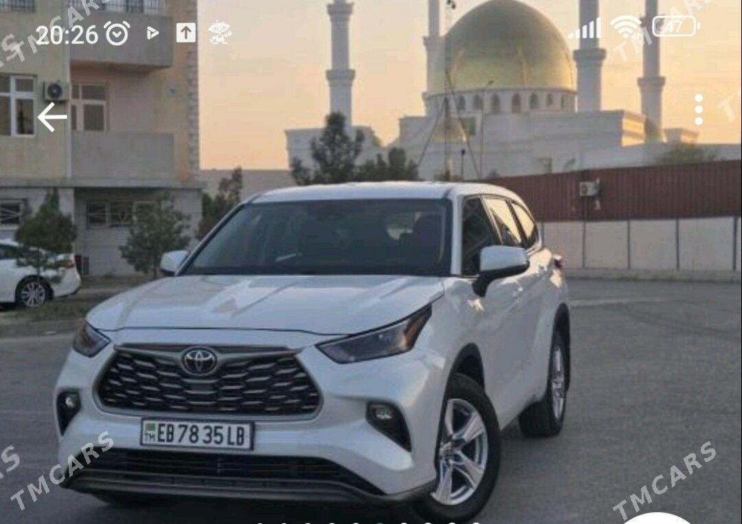 Toyota Highlander 2022 - 520 000 TMT - Dänew - img 3