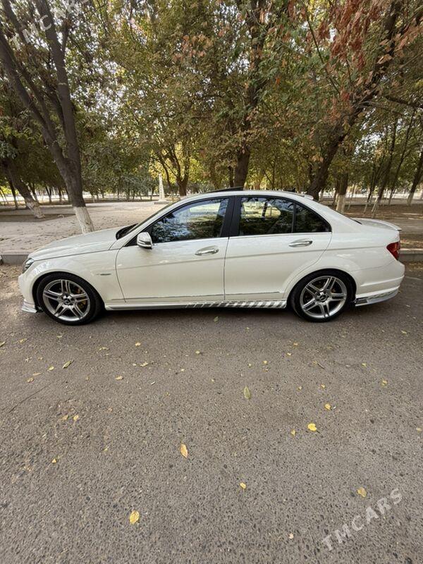 Mercedes-Benz C350 2010 - 250 000 TMT - Ашхабад - img 5