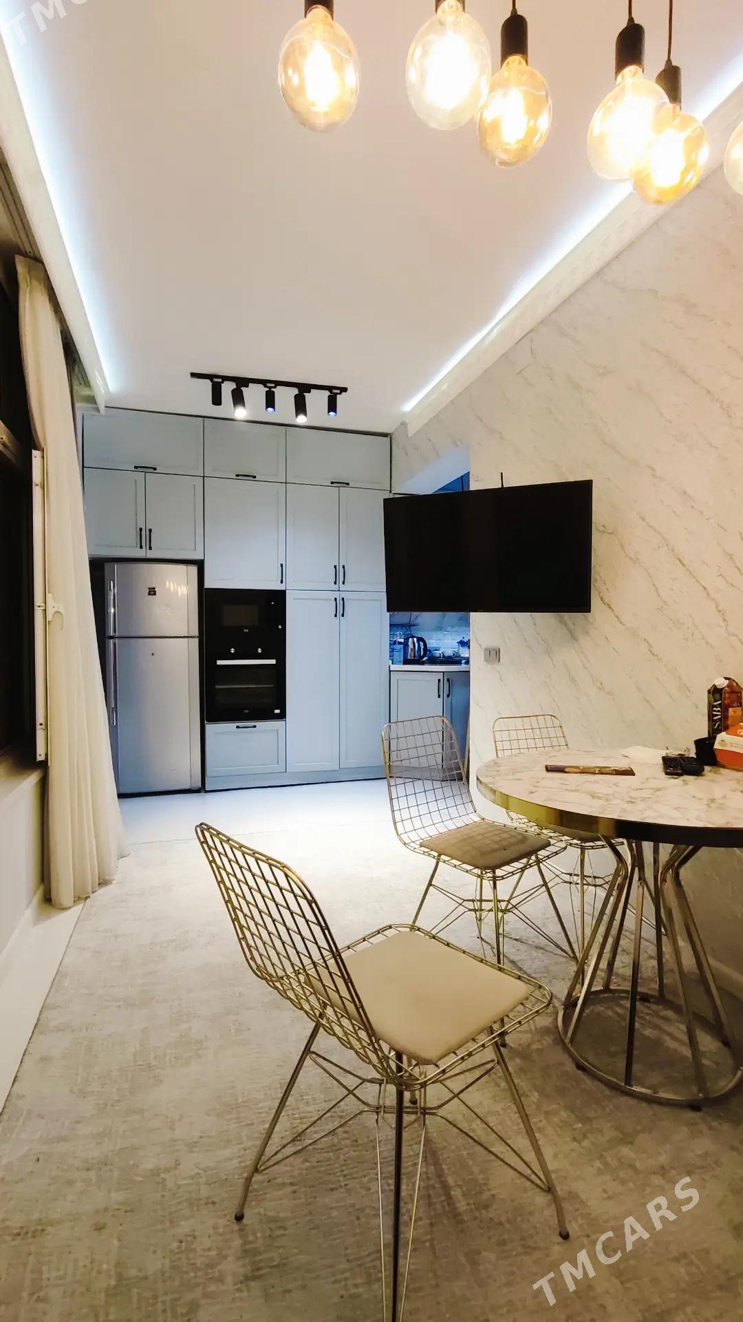 1mkr 4/1 3komnat - 1 мкр - img 4