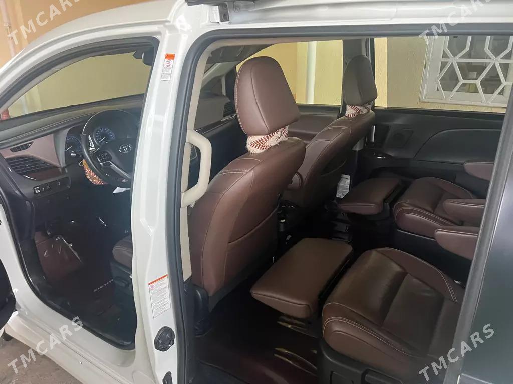 Toyota Sienna 2020 - 680 000 TMT - Bagyr - img 4