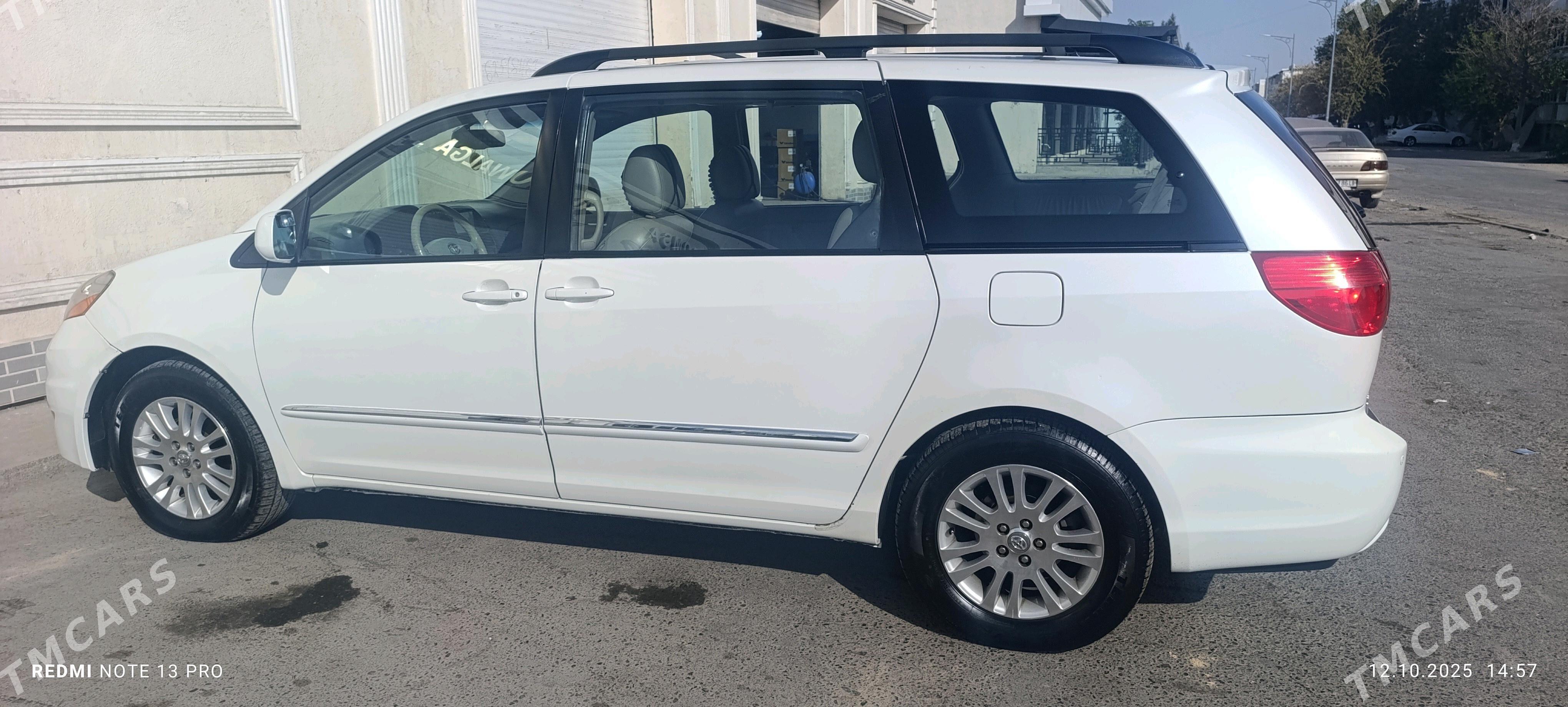 Toyota Sienna 2009 - 320 000 TMT - Türkmenabat - img 2