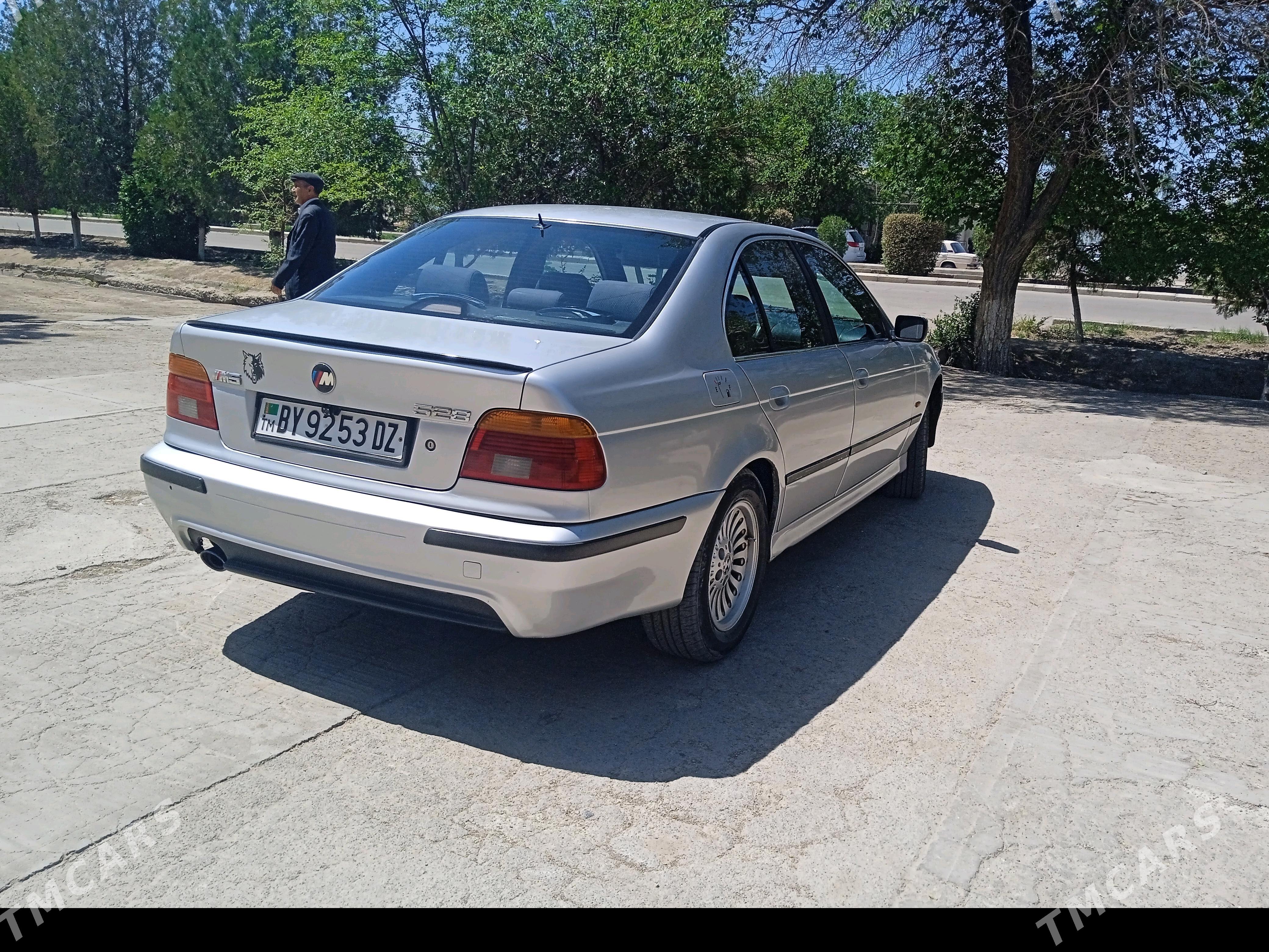 BMW E39 2000 - 110 000 TMT - Köneürgenç - img 7
