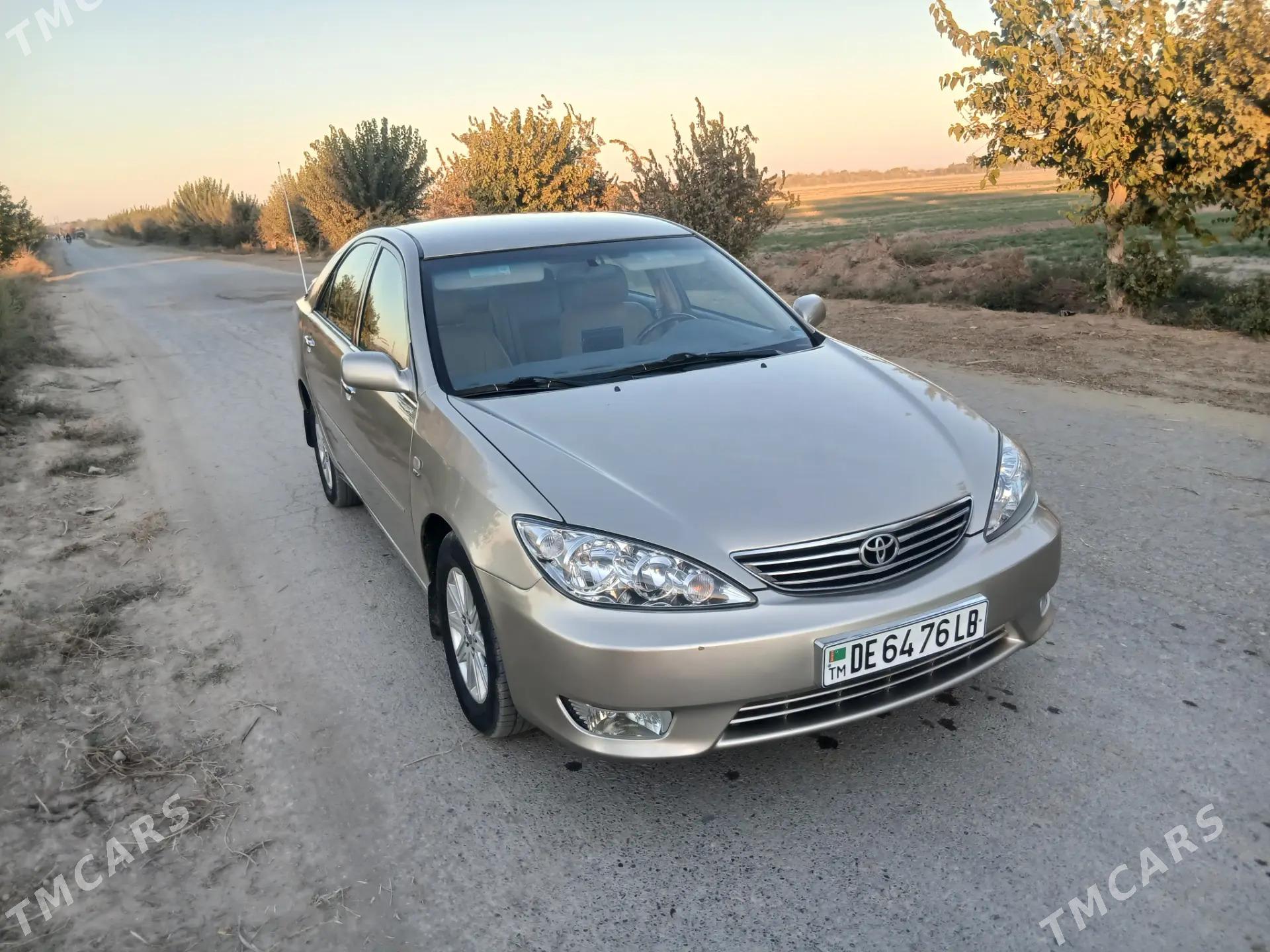 Toyota Camry 2002 - 210 000 TMT - Саят - img 4