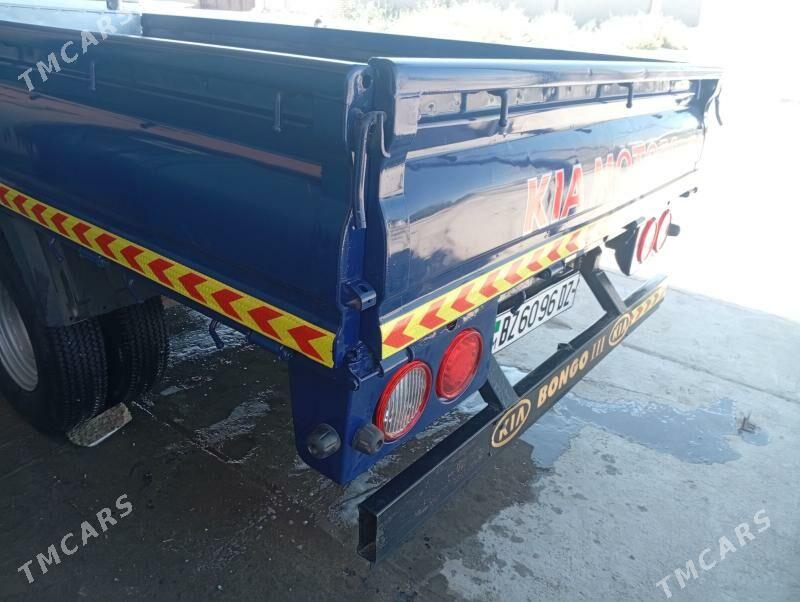 Kia Bongo 2012 - 200 000 TMT - Şabat etr. - img 6