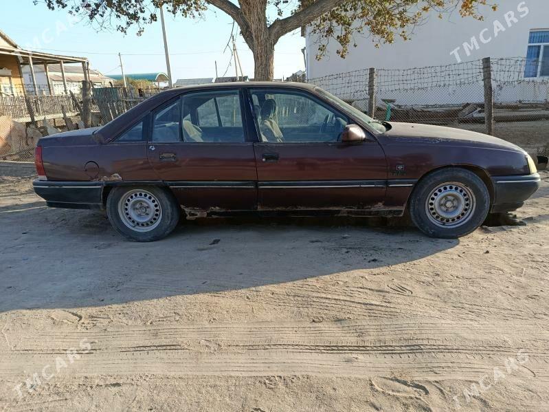 Opel Omega 1990 - 11 000 TMT - Эсенгулы - img 3