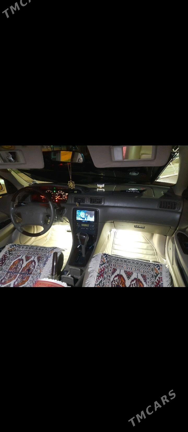 Toyota Camry 2000 - 185 000 TMT - Dänew - img 4