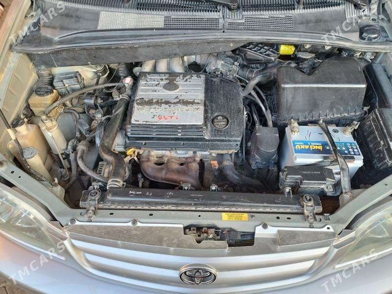 Toyota Sienna 2002 - 198 000 TMT - Керки - img 7