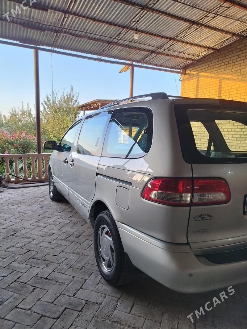 Toyota Sienna 2002 - 198 000 TMT - Керки - img 6
