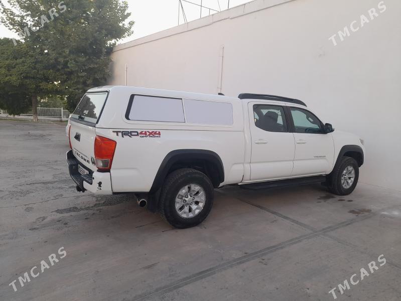 Toyota Tacoma 2017 - 480 000 TMT - Ашхабад - img 3