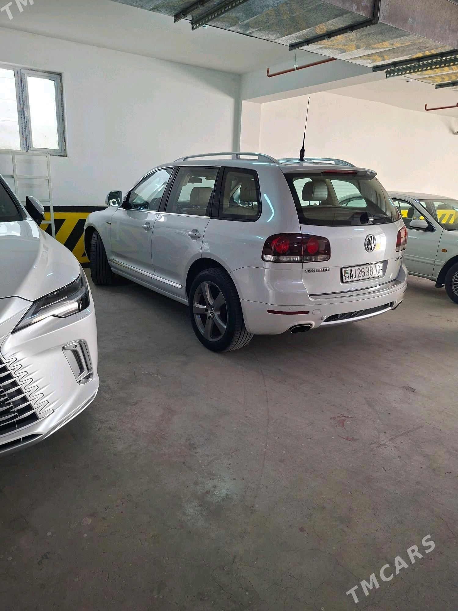 Volkswagen Touareg 2008 - 300 000 TMT - Aşgabat - img 1