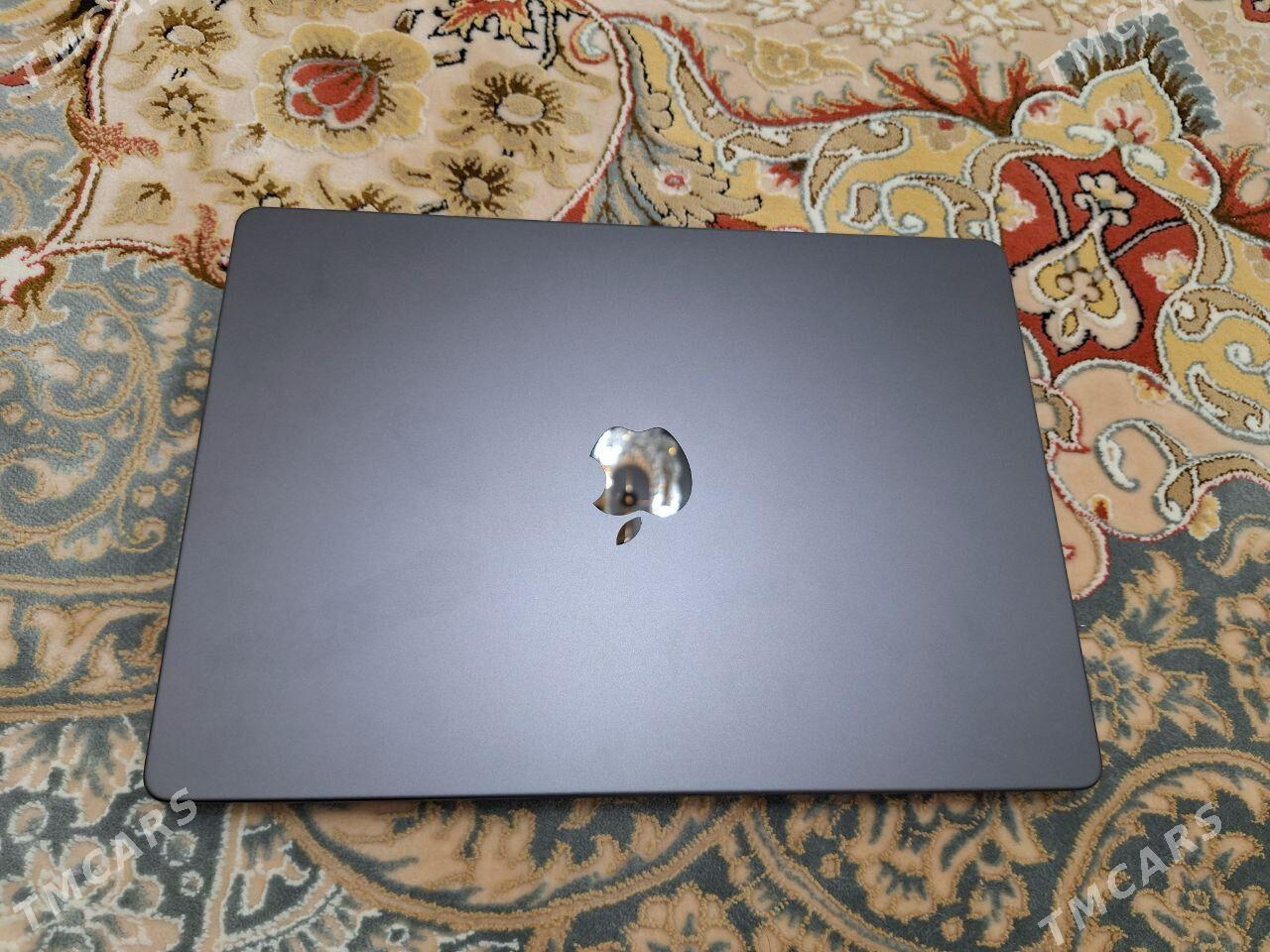 Macbook M4 Pro 14'' Black  - Гуртли - img 4