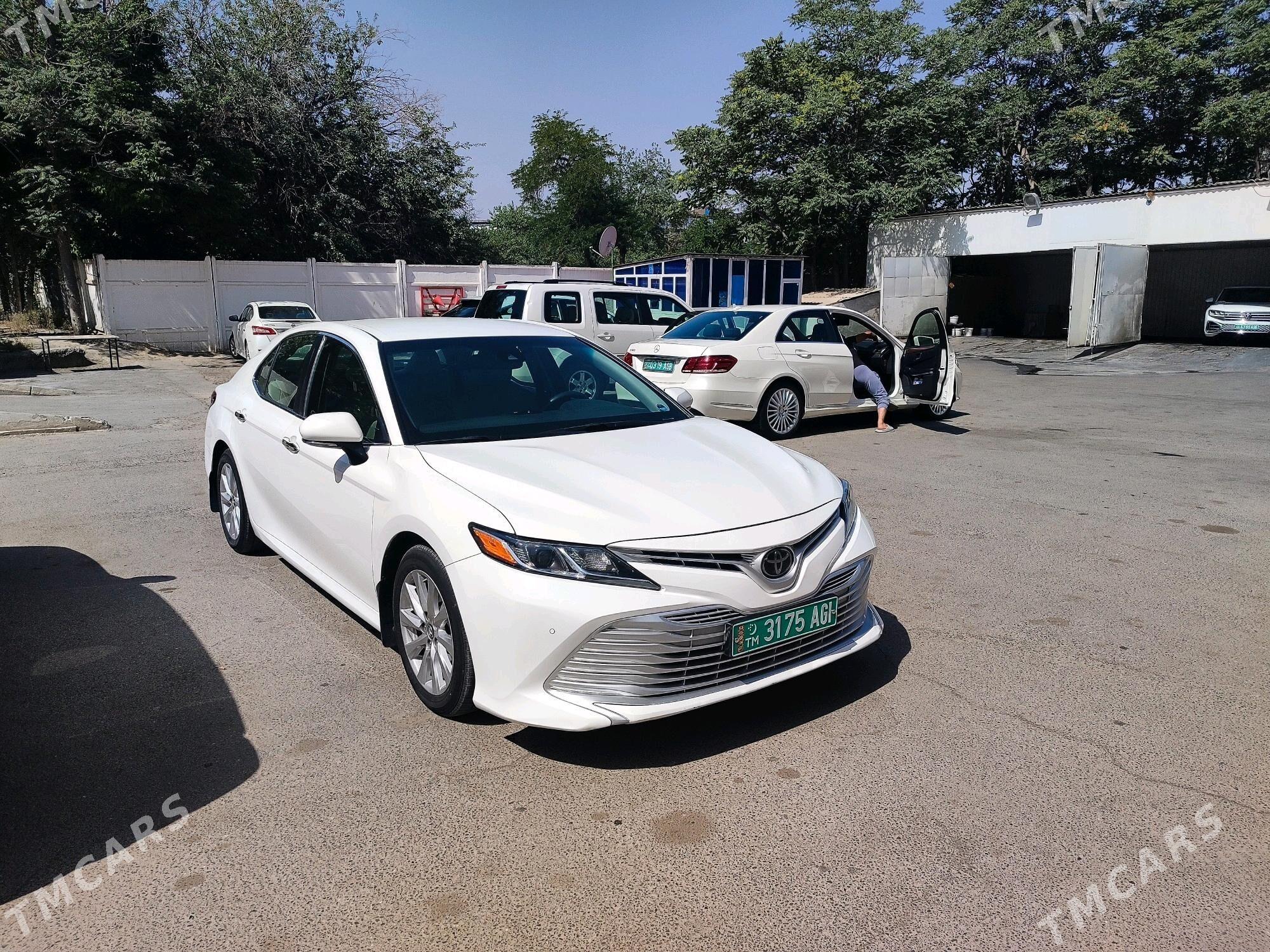Toyota Camry 2018 - 285 000 TMT - Aşgabat - img 2