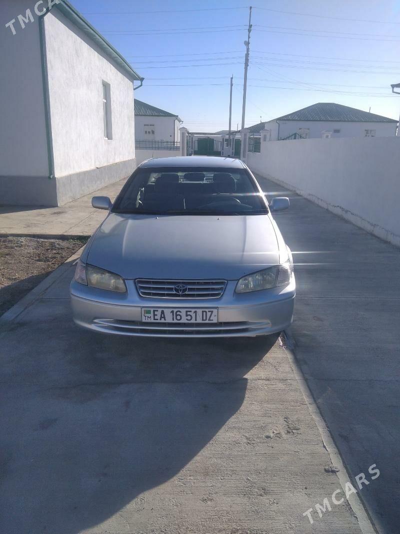 Toyota Camry 2000 - 150 000 TMT - Köneürgenç - img 2