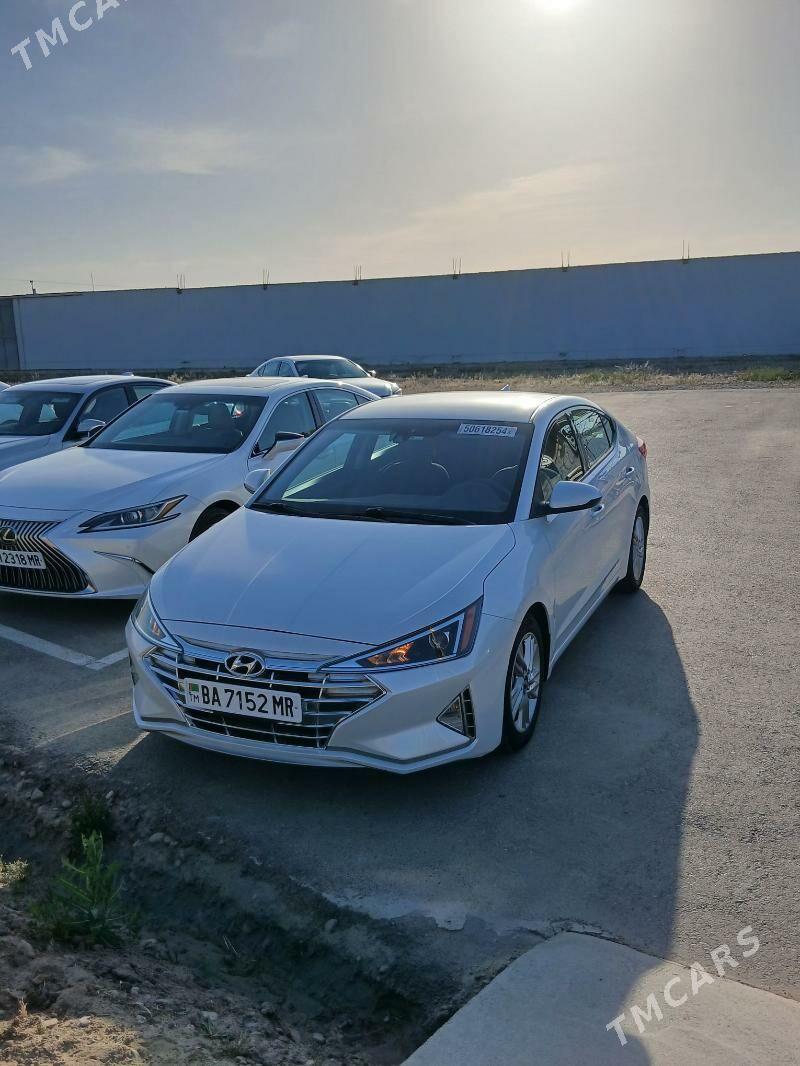 Hyundai Elantra 2019 - 210 000 TMT - Мары - img 1