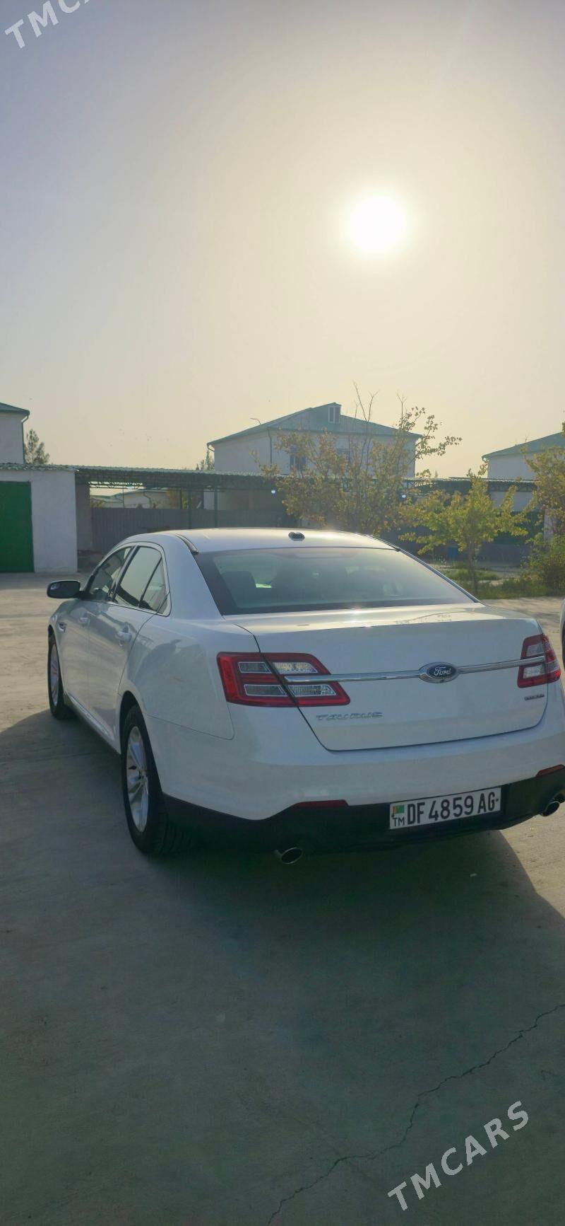 Ford Taurus 2017 - 235 000 TMT - Ашхабад - img 8