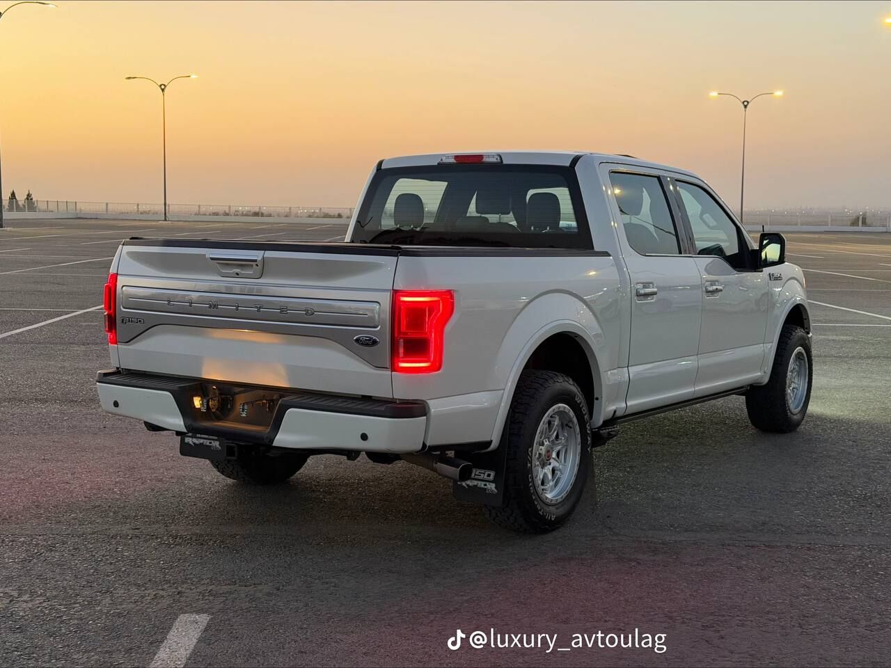 Ford F-150 2016 - 395 000 TMT - Aşgabat - img 4
