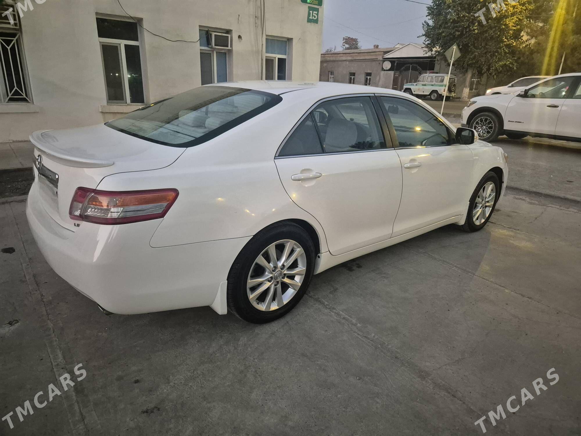 Toyota Camry 2011 - 215 000 TMT - Мары - img 2