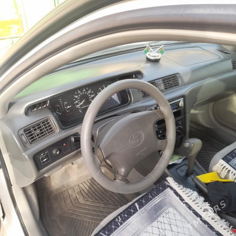 Toyota Camry 1998 - 148 000 TMT - Саят - img 4