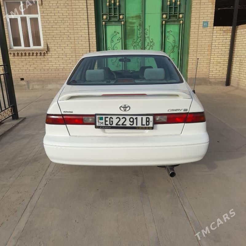Toyota Camry 1998 - 148 000 TMT - Саят - img 5