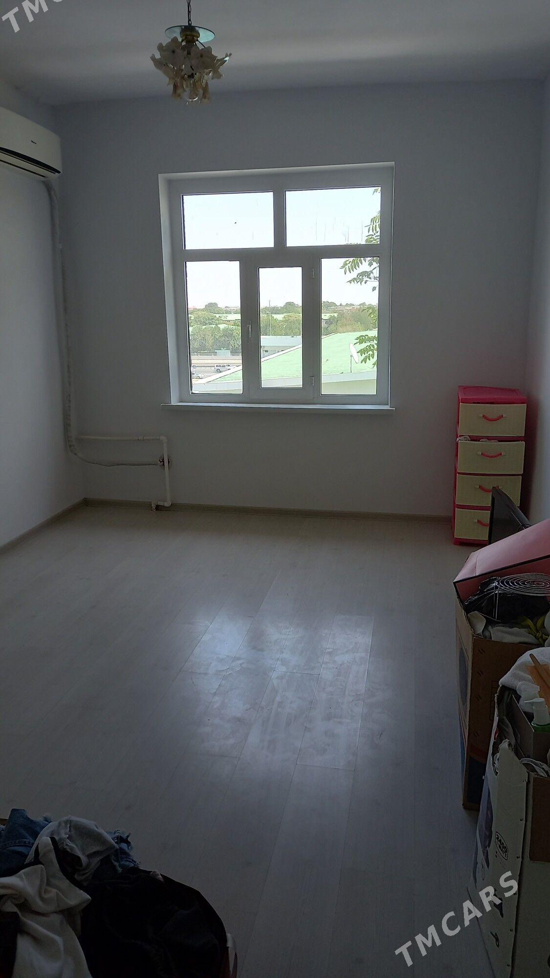 квартира - 10 мкр - img 2