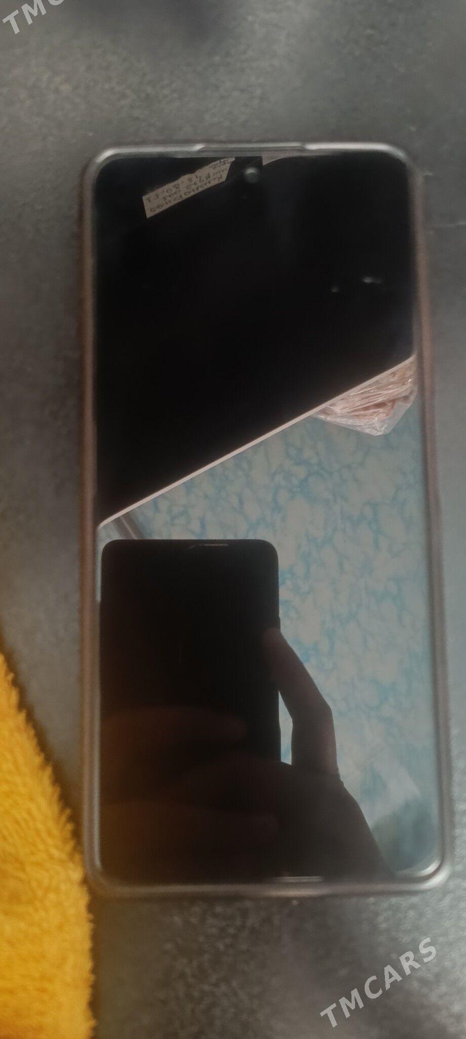 redmi not 11 pro - Ak bugdaý etraby - img 2