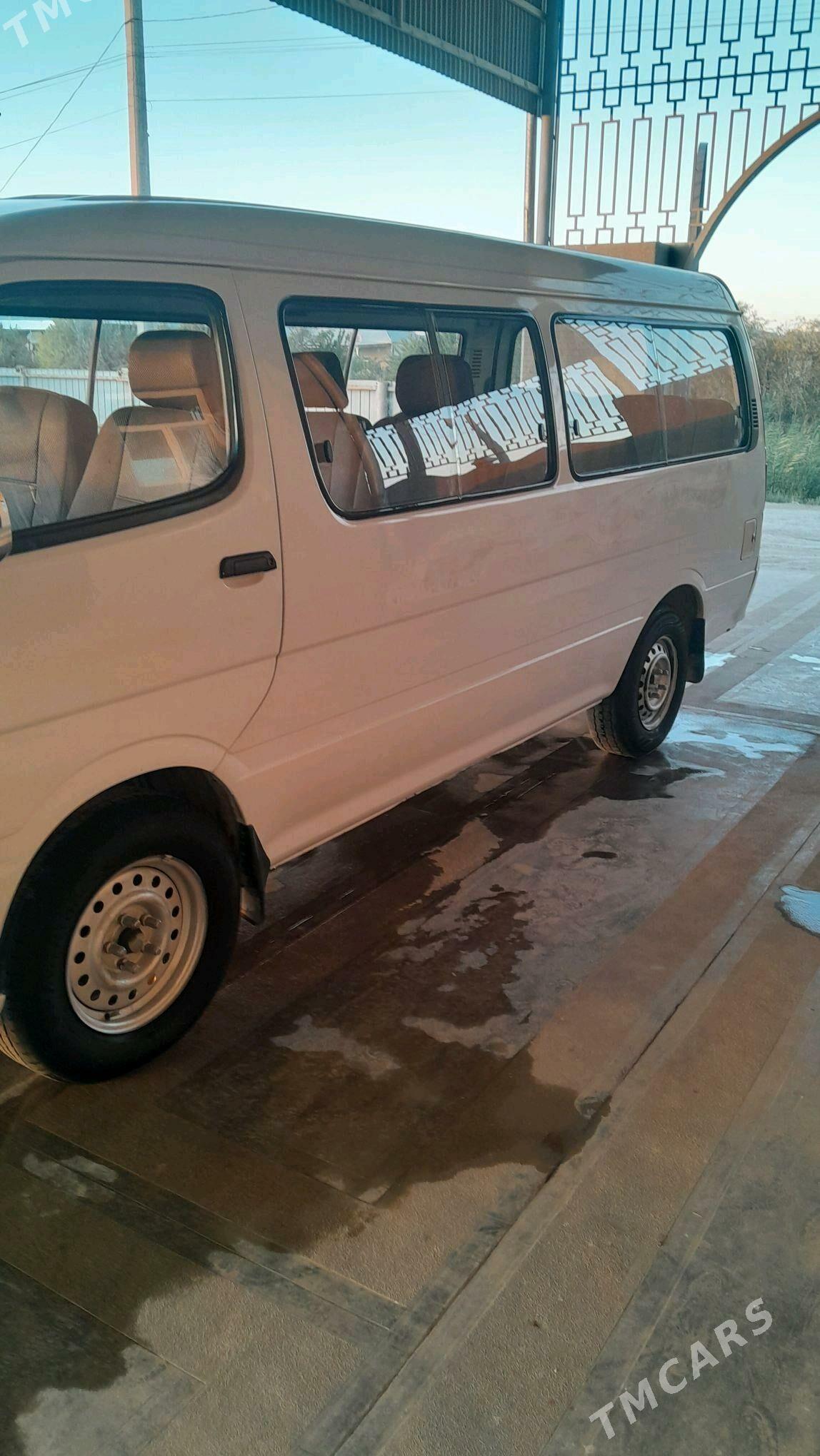 Toyota Hiace 2013 - 140 000 TMT - Векильбазар - img 5