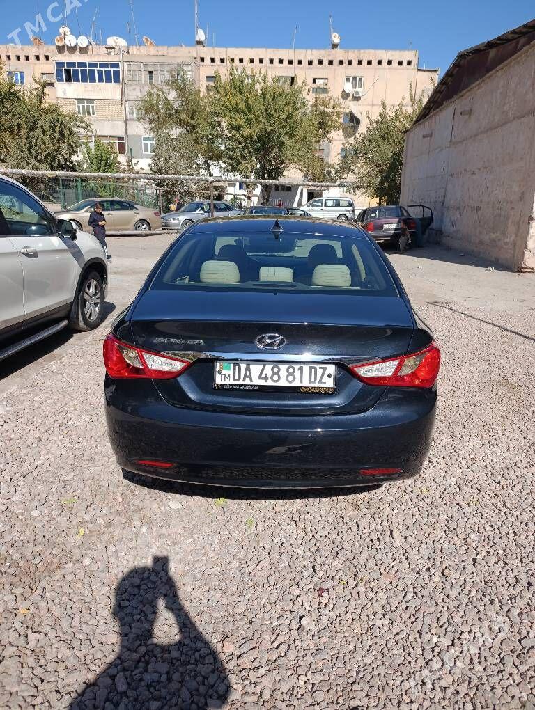 Hyundai Sonata 2010 - 145 000 TMT - Дашогуз - img 2
