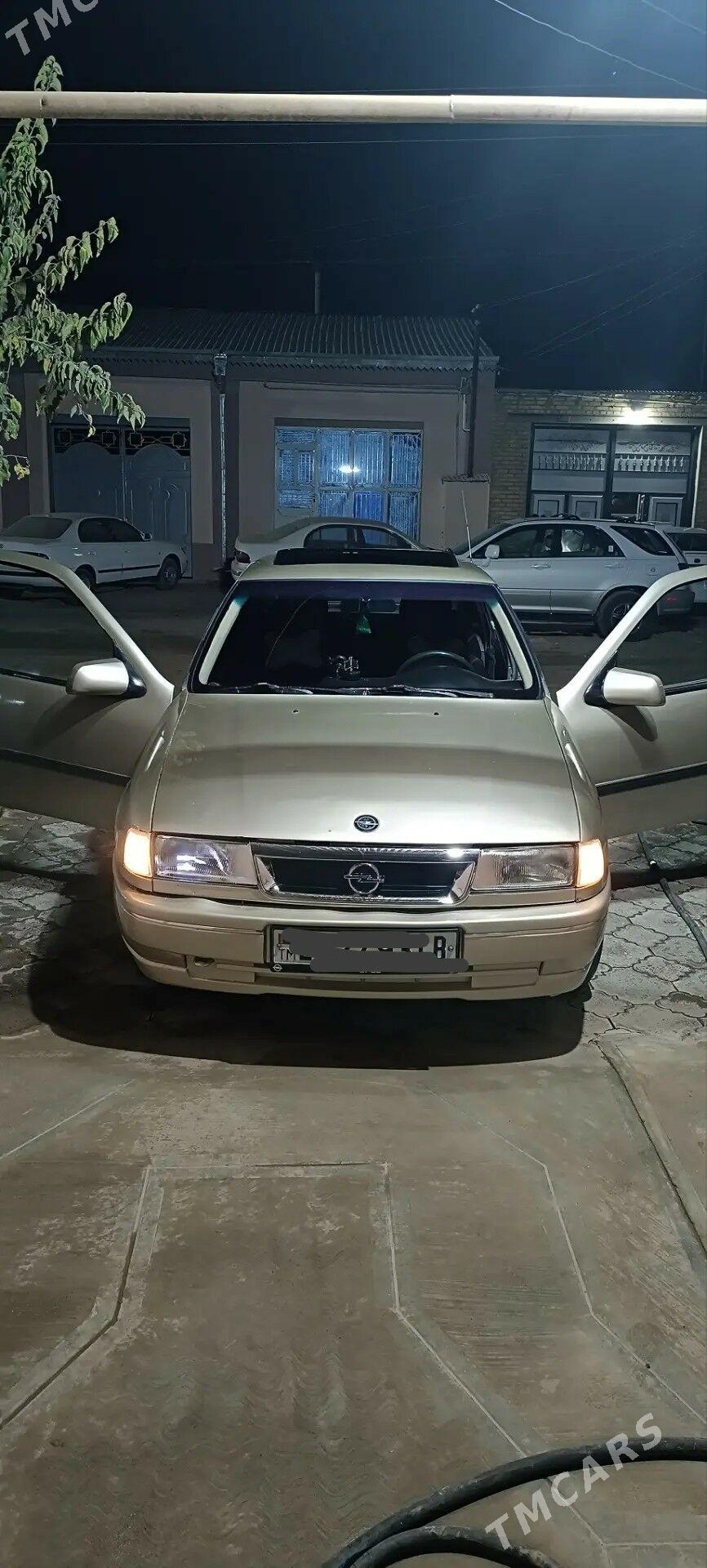Opel Vectra 1992 - 36 000 TMT - Kerki - img 7