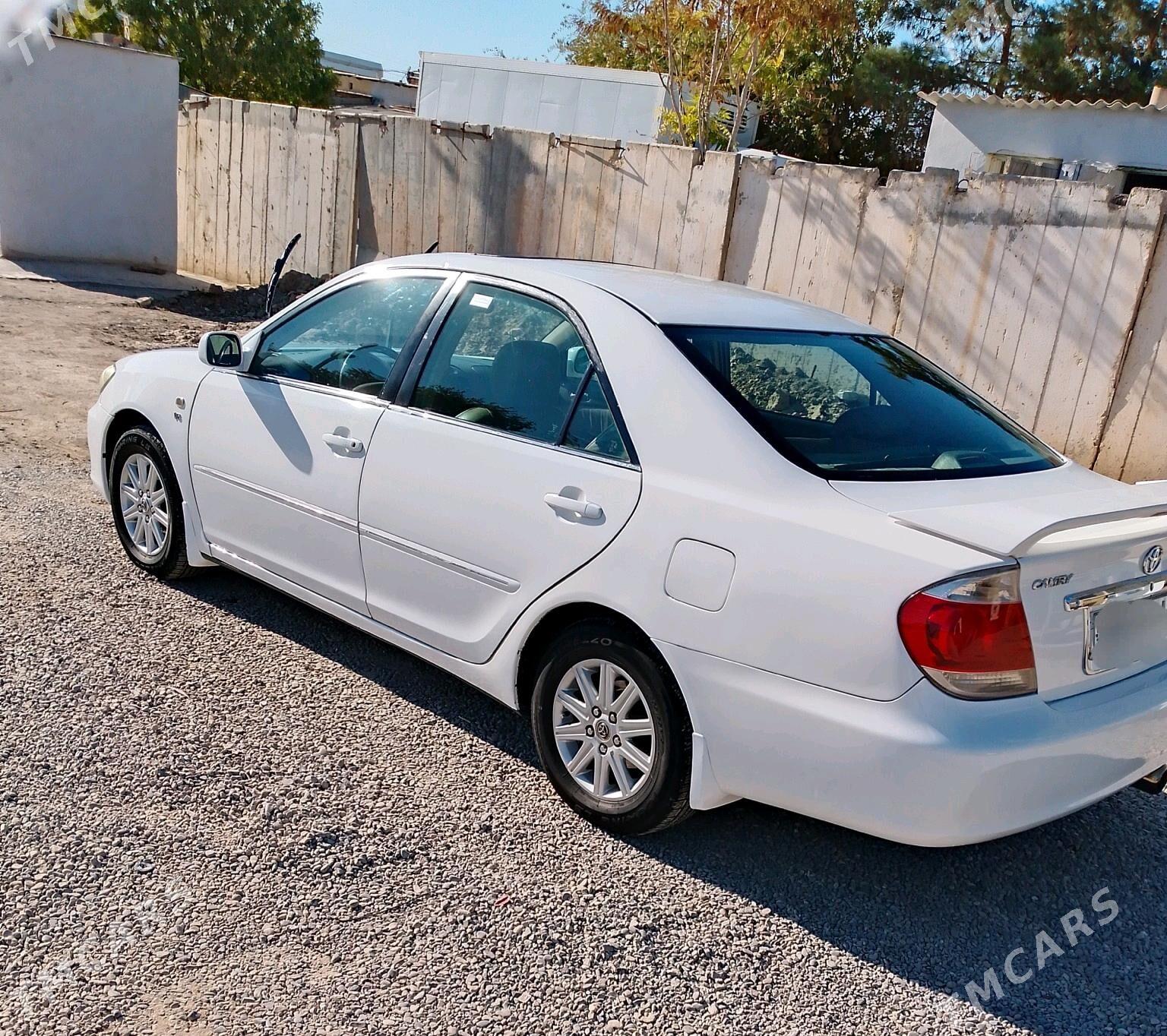 Toyota Camry 2003 - 170 000 TMT - Теджен - img 1