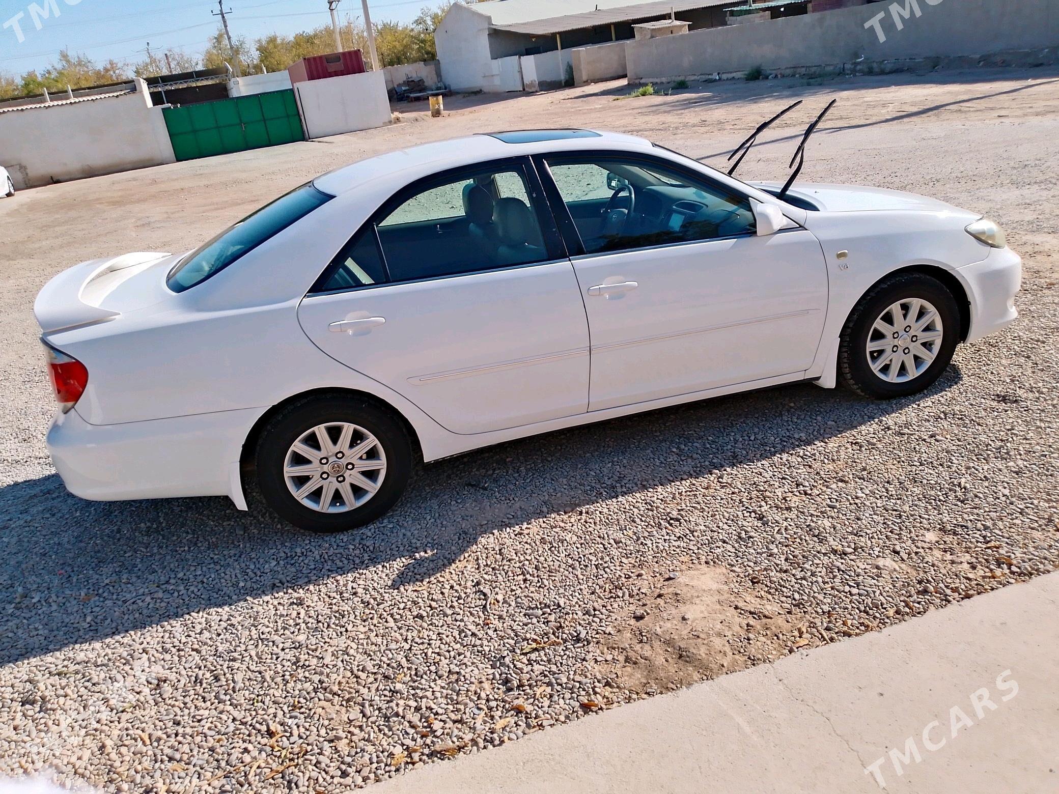 Toyota Camry 2003 - 170 000 TMT - Теджен - img 5