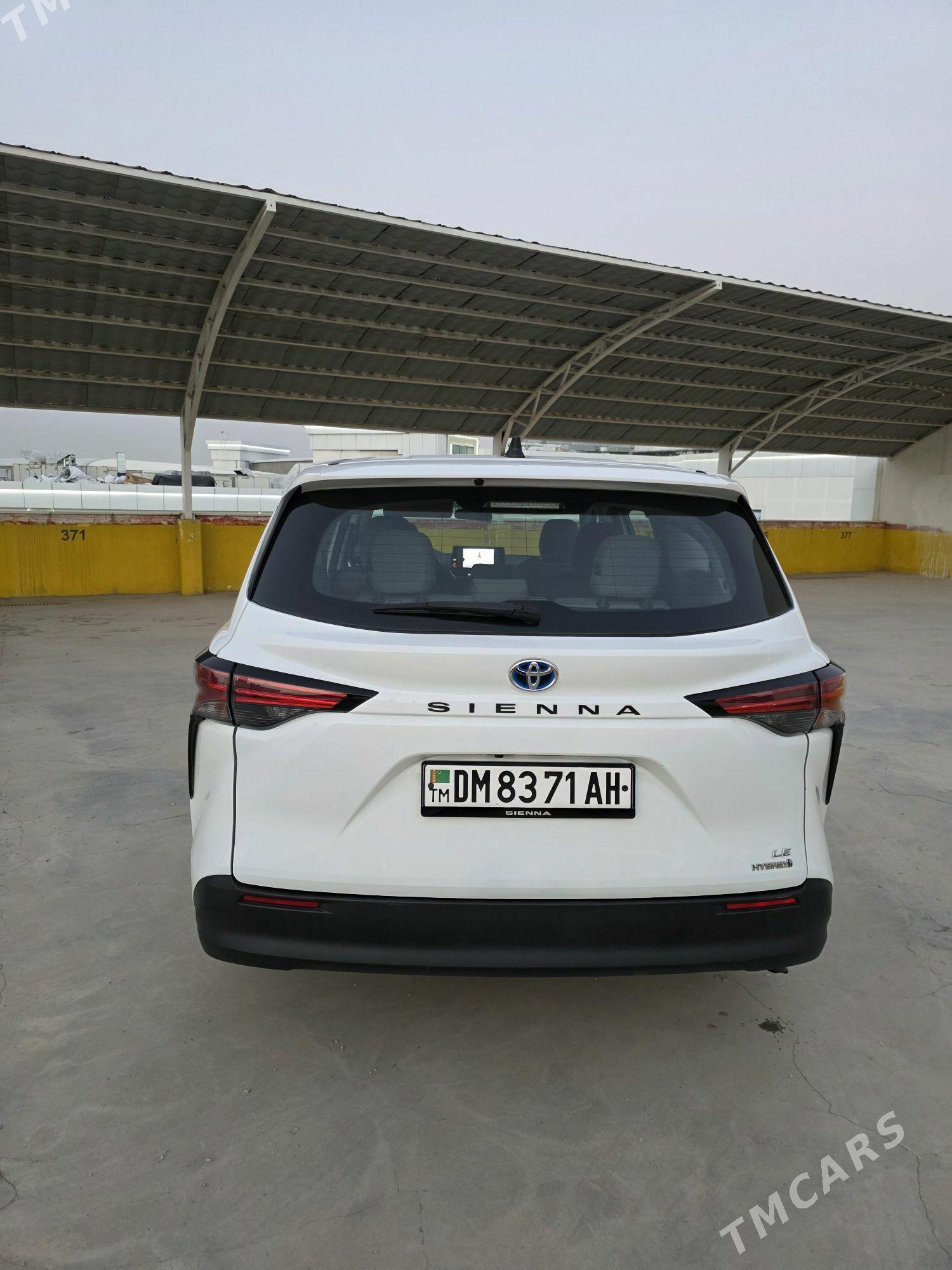 Toyota Sienna 2022 - 420 000 TMT - Arzuw - img 8