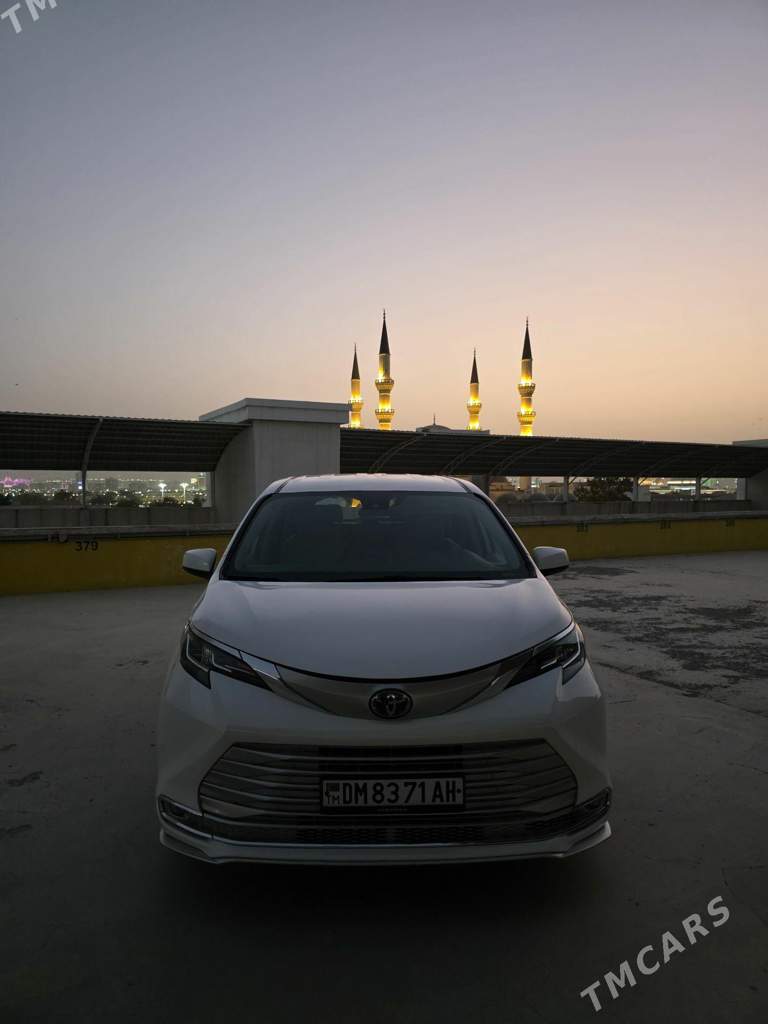 Toyota Sienna 2022 - 420 000 TMT - Arzuw - img 1