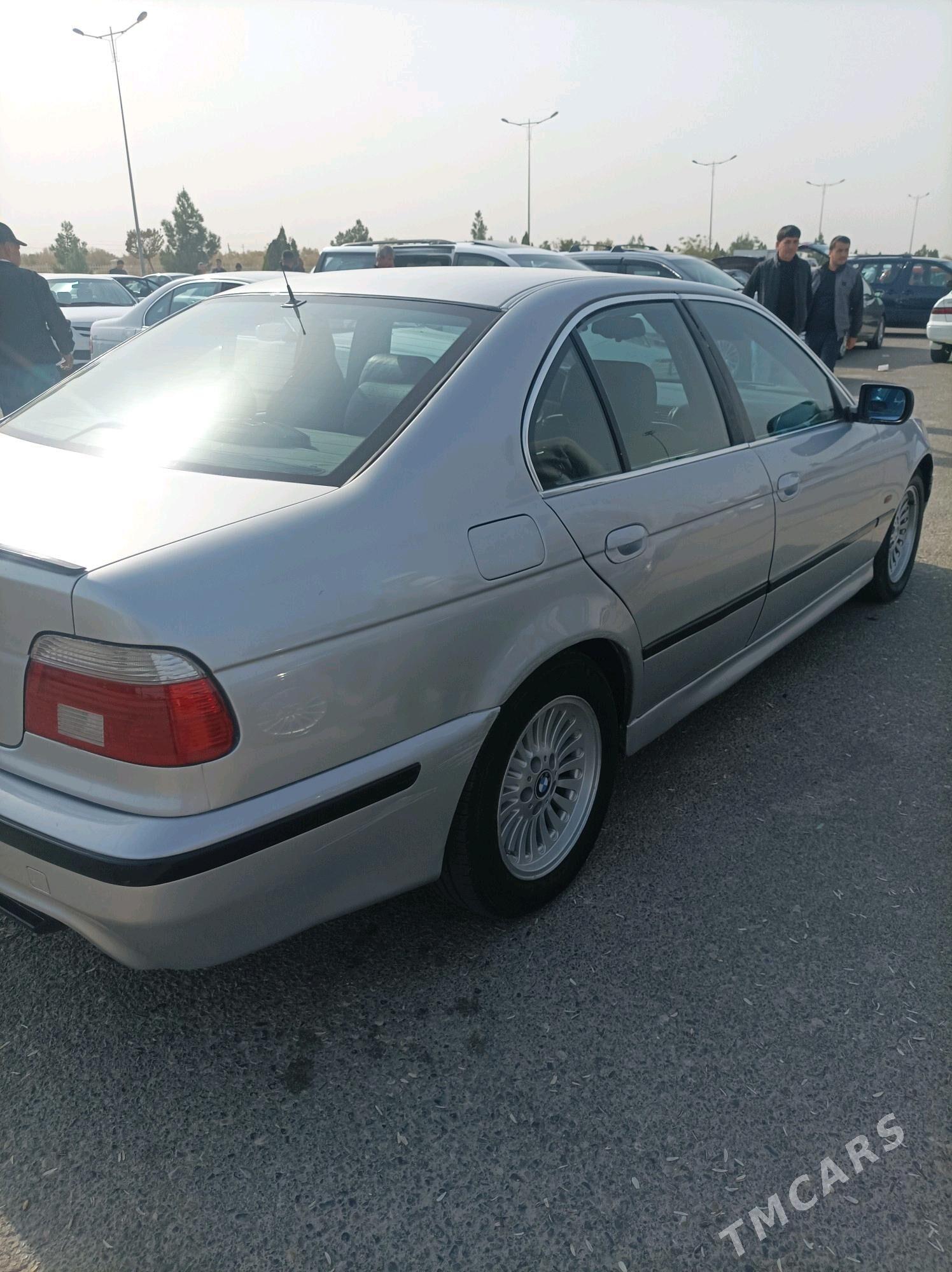 BMW 528 2000 - 90 000 TMT - Фарап - img 4