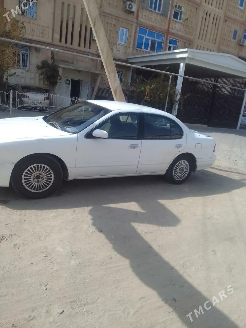 Nissan Cefiro 1995 - 30 000 TMT - Мары - img 4