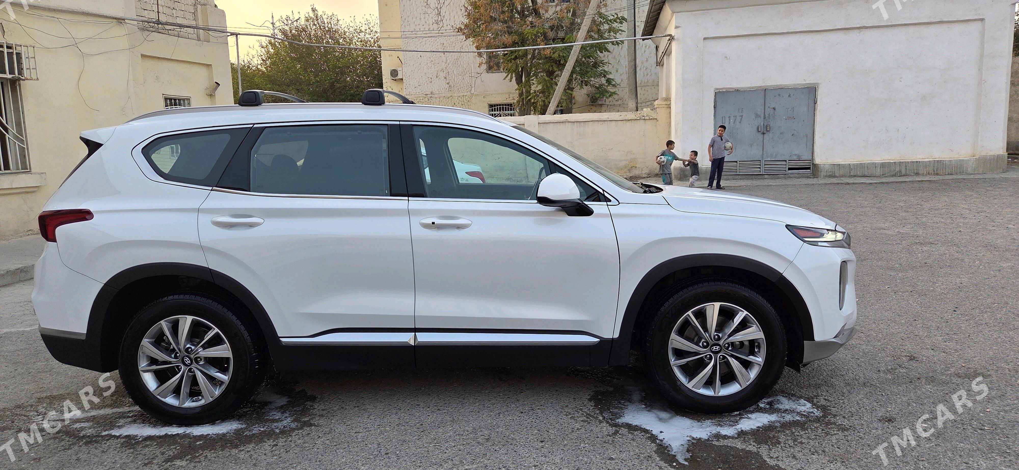 Hyundai Santa Fe 2020 - 290 000 TMT - Ашхабад - img 4