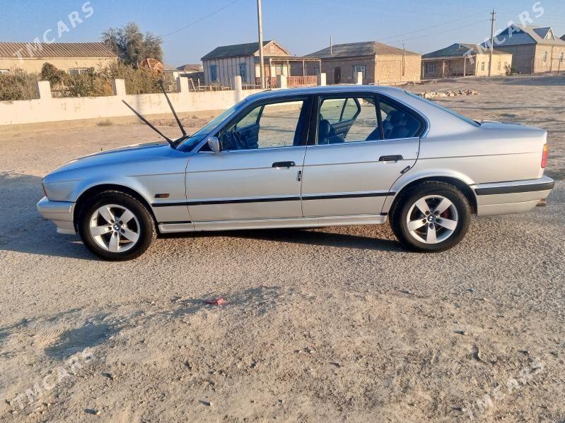 BMW 525 1991 - 60 000 TMT - Etrek - img 4