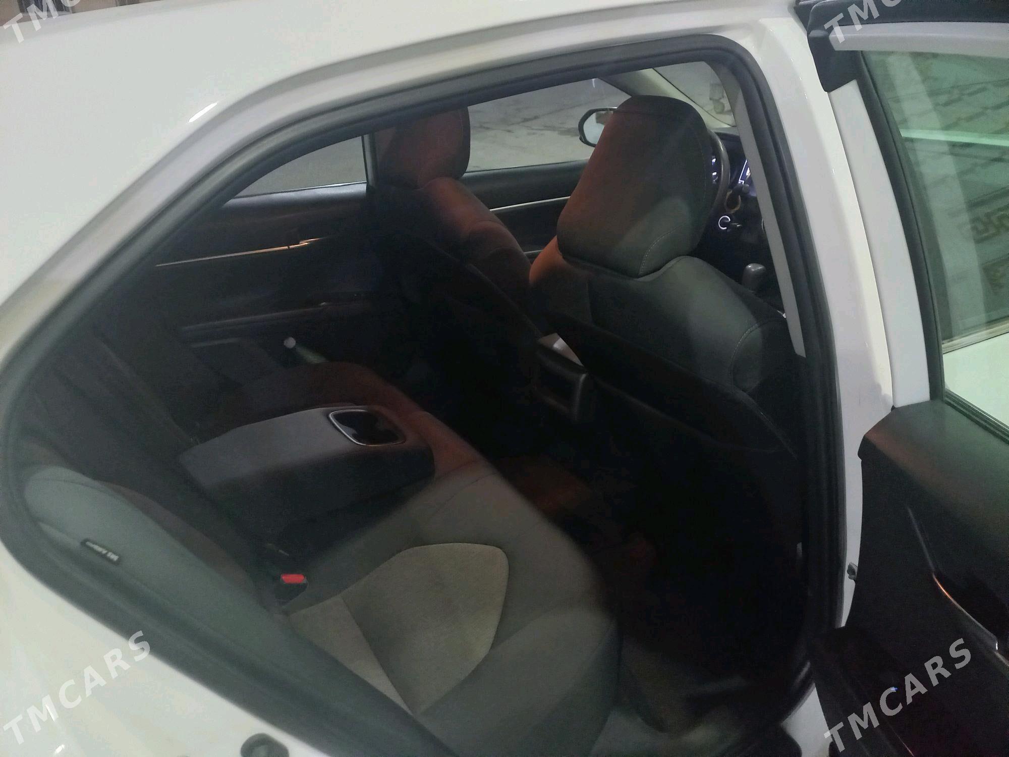 Toyota Camry 2021 - 327 000 TMT - Ашхабад - img 4