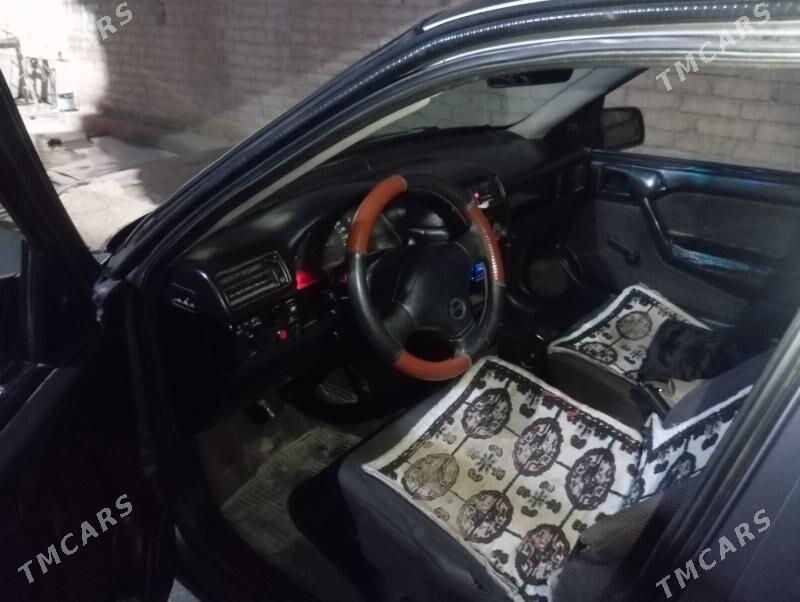 Opel Vectra 1991 - 35 000 TMT - Чарджоу - img 1