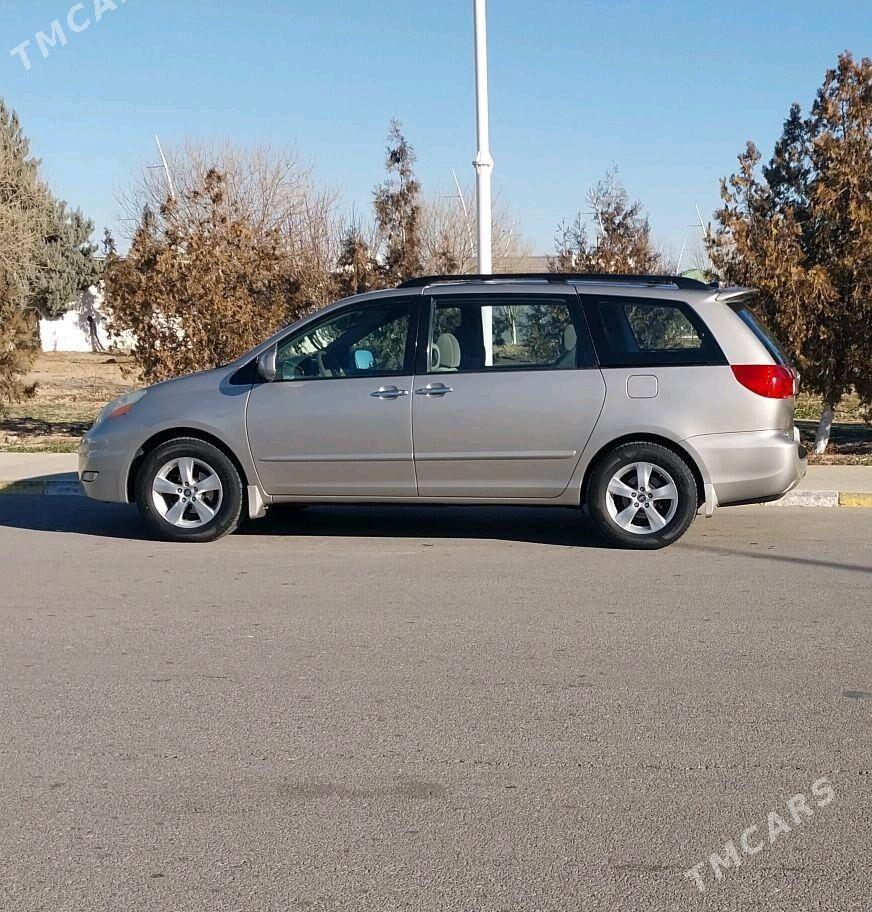 Toyota Sienna 2008 - 220 000 TMT - Мары - img 10