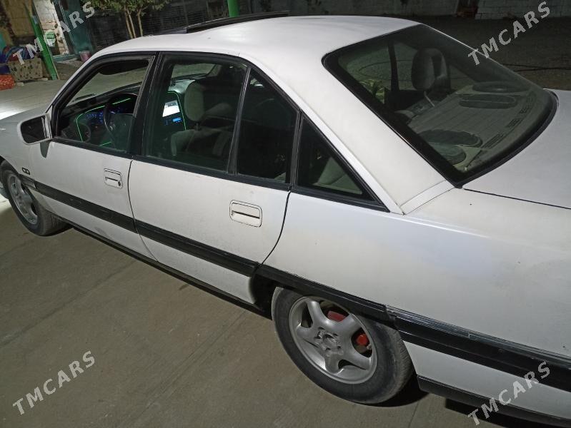 Opel Omega 1993 - 33 000 TMT - Кака - img 5