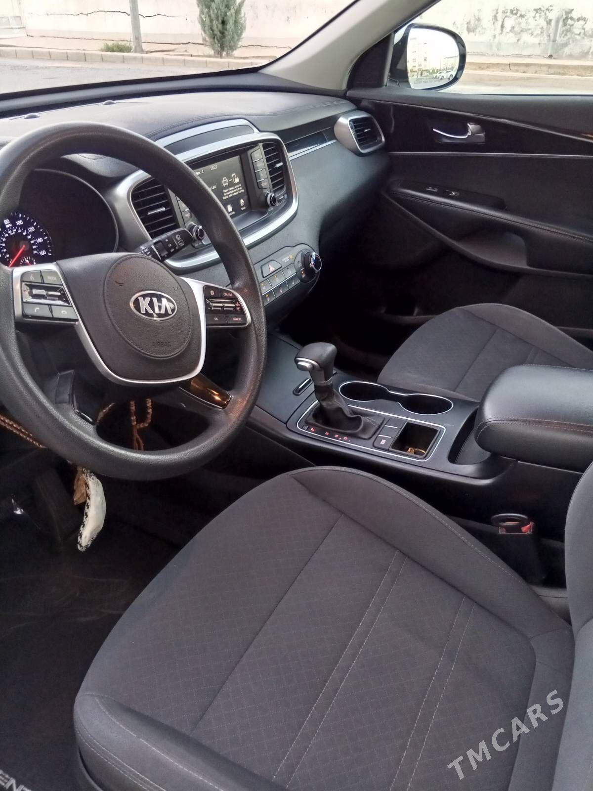 Kia Sorento 2020 - 245 000 TMT - Ашхабад - img 4