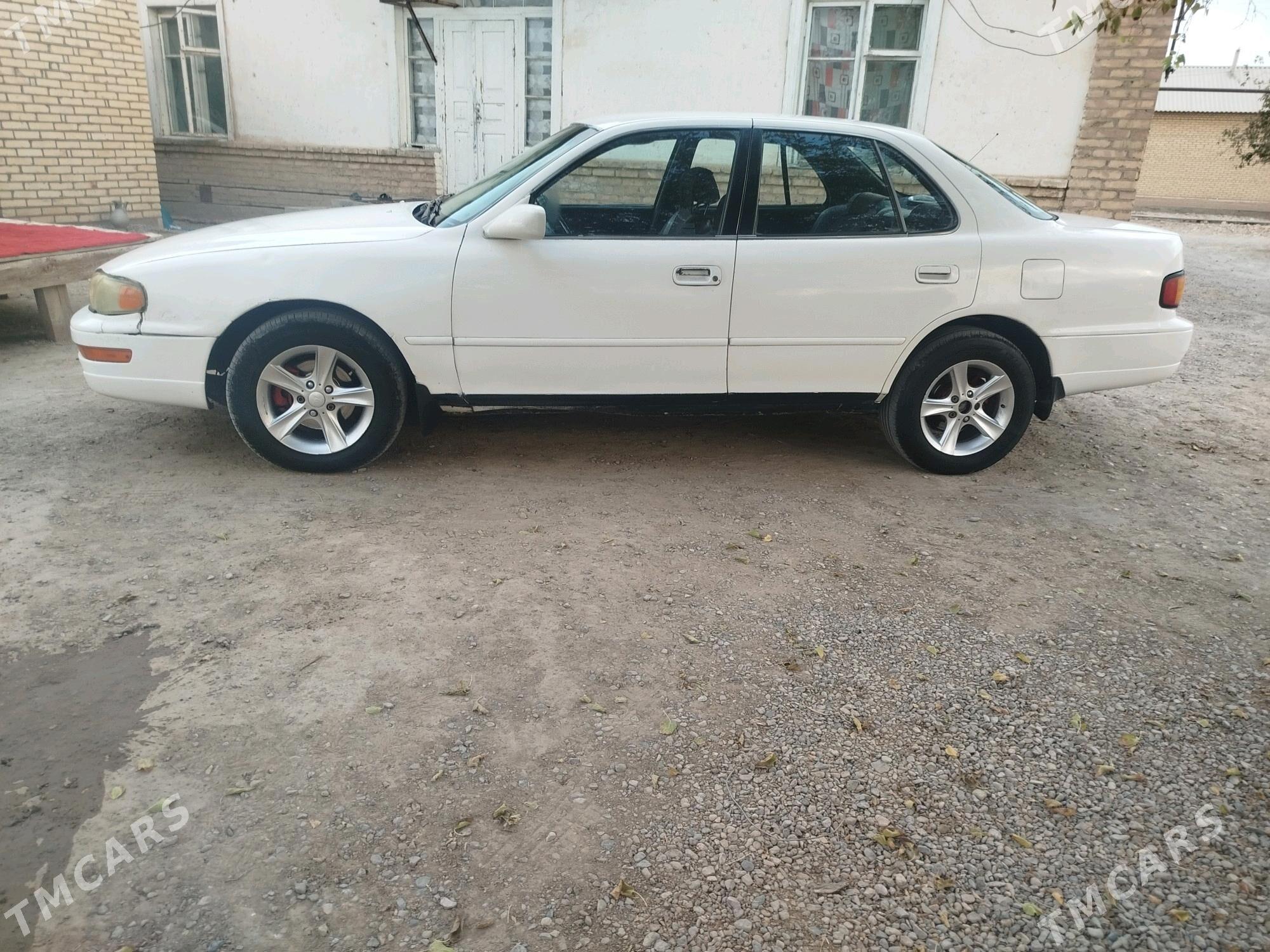 Toyota Camry 1993 - 85 000 TMT - Сакарчага - img 8