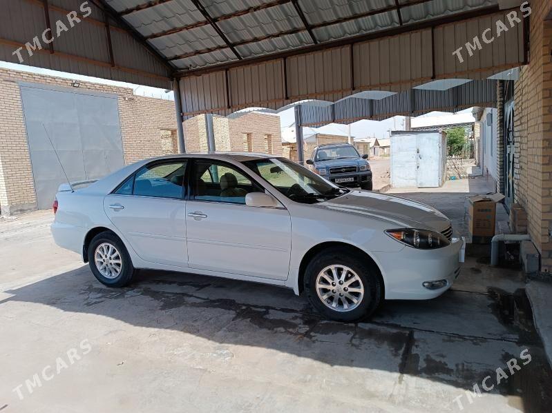 Toyota Camry 2002 - 150 000 TMT - Darganata - img 2