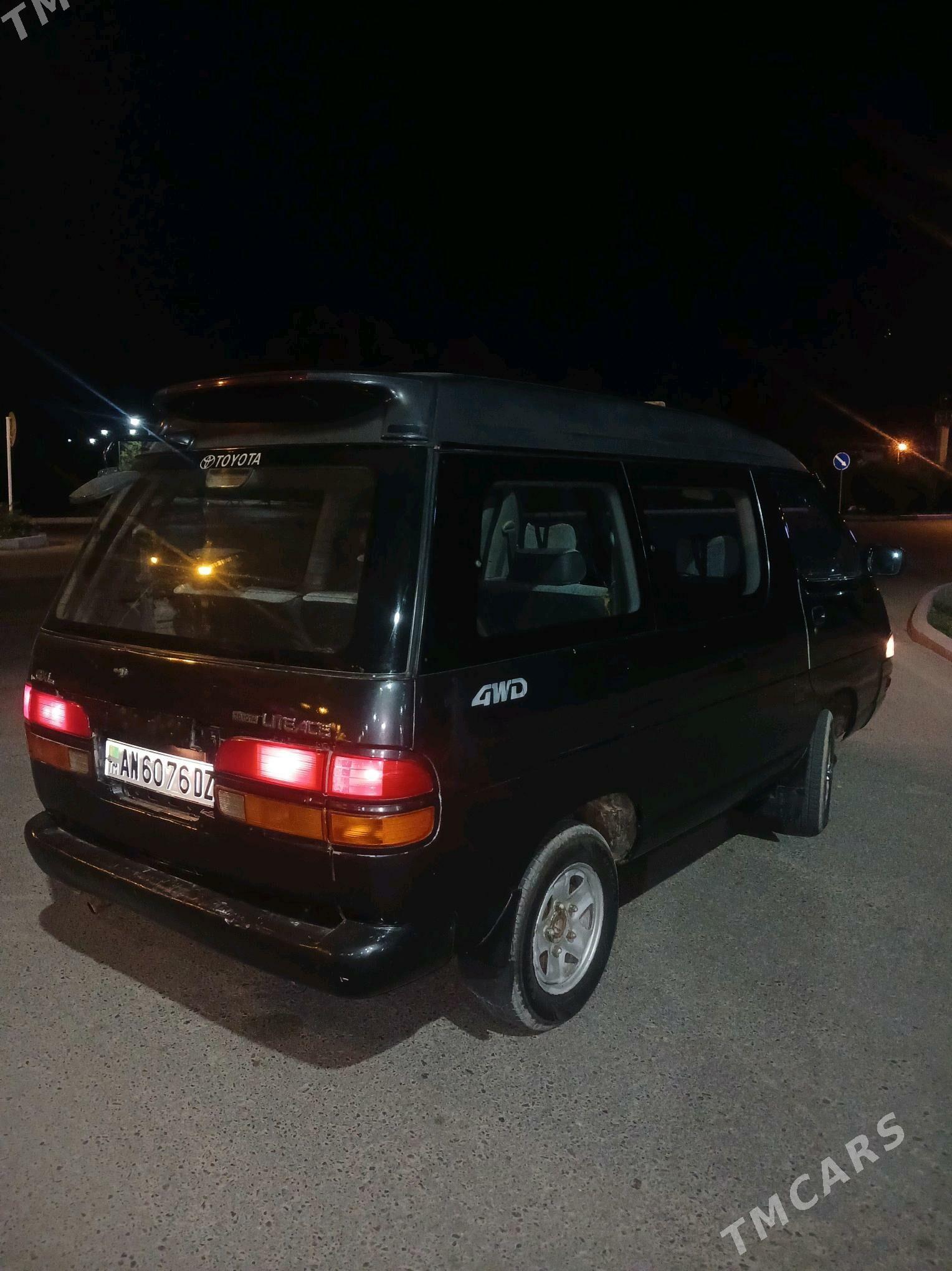 Toyota Town Ace 1993 - 40 000 TMT - Дашогуз - img 4